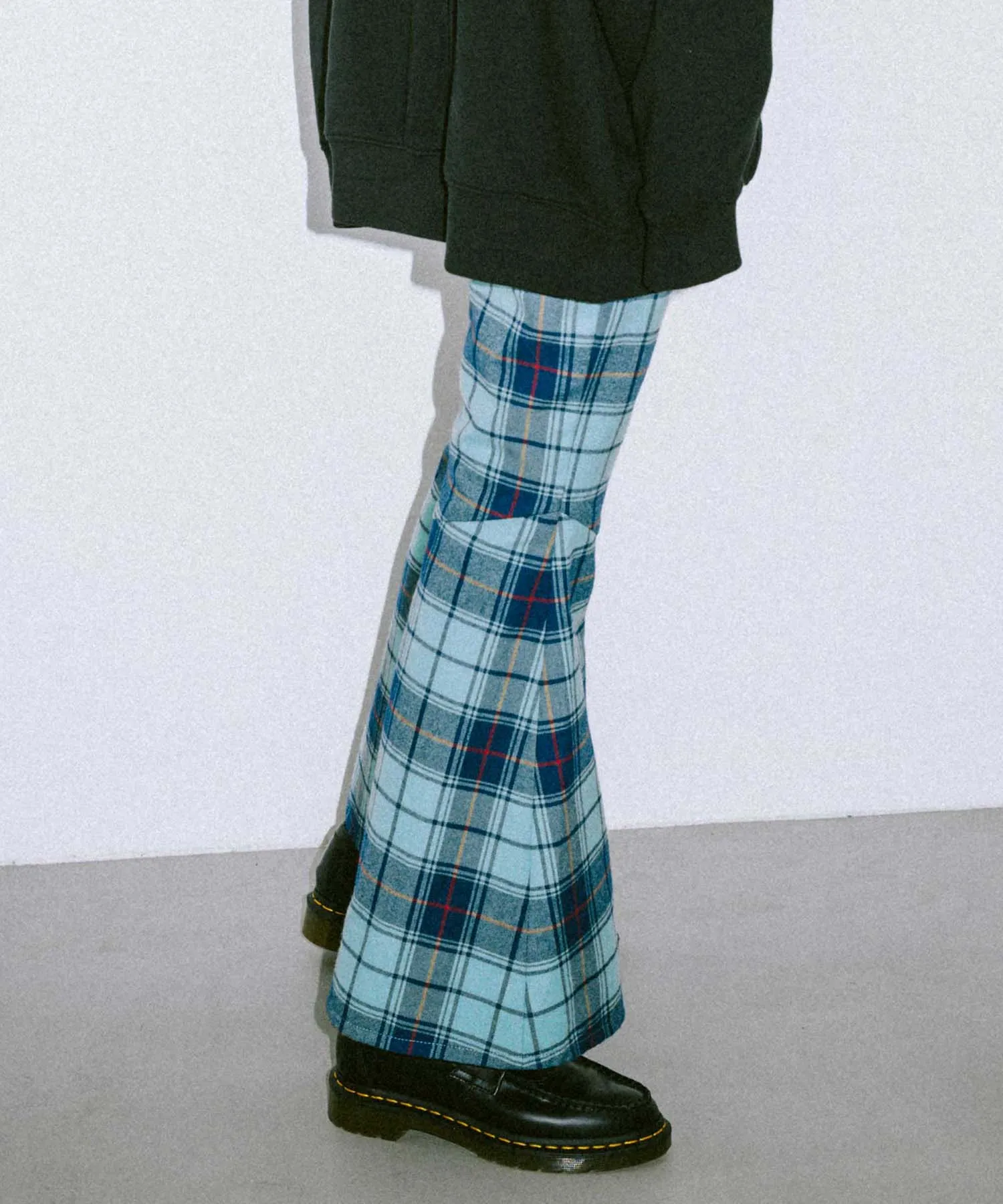 PLAID FLARE PANTS